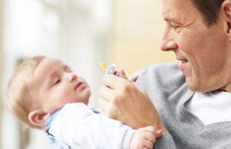 What-you-should-know-about-the-father-caring-for-a-child-under-one-year