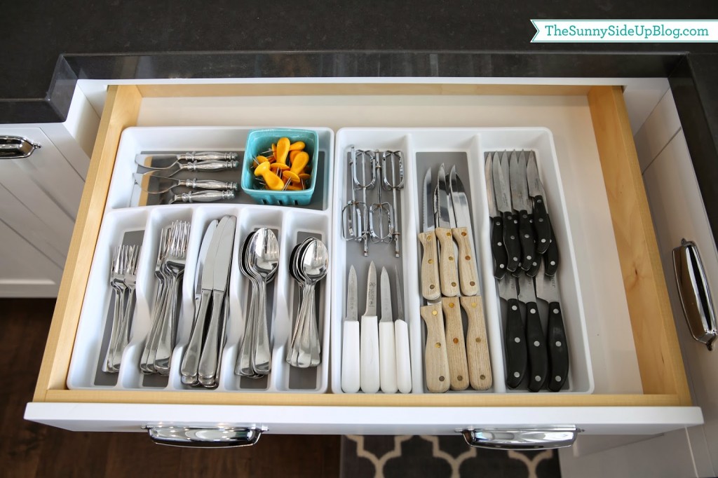 organized-spoons-forks